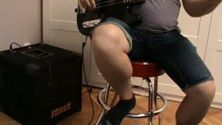 Video thumbnail for Fender Big Block Precision Bass 2005 Mexiko Soundcheck by Tamás Pógyor
