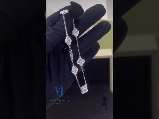 اسوارة ست وردات زخرفيه بألماس