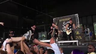 Chaos - I Prevail (Live @ Warped Tour Virginia Beach - 07/11/17)