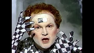 Mike Batt - Love Makes You Crazy (Bananas) 1983