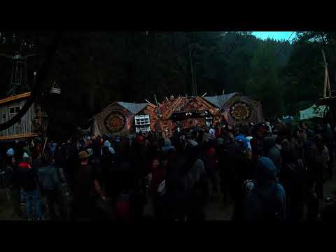 Masters of Puppets Festival 2019 - Calyptratus Live act (Better audio)