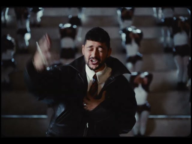 Video zu 'Michelle' ansehen