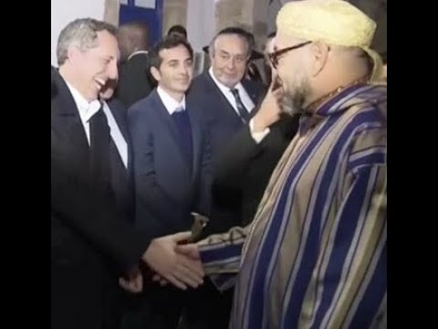 Le moment où Le Roi Mohammed VI a rigolé avec Gad Elmaleh