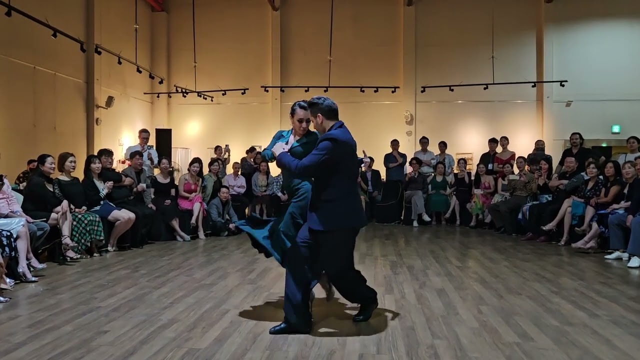 Video thumbnail for 2025.05.24 "THE PARK" JEANNETTE ERAZÚ &LEANDRO CAPPARELLI ll