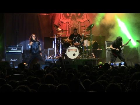 Edane - Kau Pikir Kaulah Segalanya @ Rock in Solo 2014