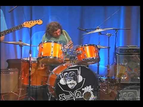 Mal's Still Around - original song by SICMaN of Virginia - Music Closet TV 4-16-13