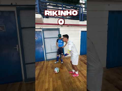 QUEM DA MENOS TOQUES ATÉ O GOL?! 😂⚡
