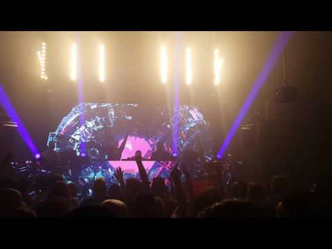 Factor B B2B Robert Nickson playing ID - ID @ FSOE Club Night Amsterdam 14-04-2017