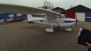 preview picture of video 'Vliegles Cessna 172 PH-MDF [part 2 HD]'