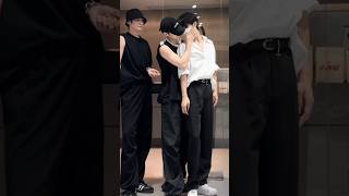 Download lagu Douyin hot dance/Short video dance cover #shorts #dance #viral #bl #boylove #boyloveboy #foryou #fyp mp3