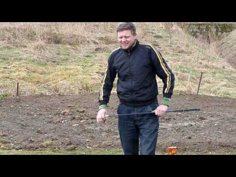 Michas Golf: Abschlag an Loch 1 diesmal Eisen: Alles wird gut