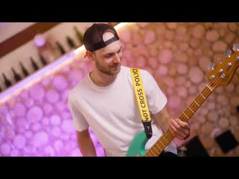 Igloo Boyz - Igloo Boyz - Kulíšek (Official Video)