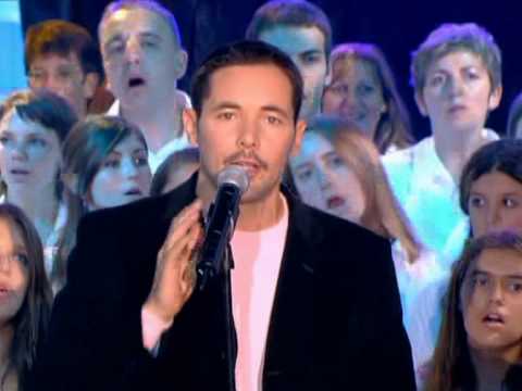 Manau et les 500 choristes - La Tribu de Dana