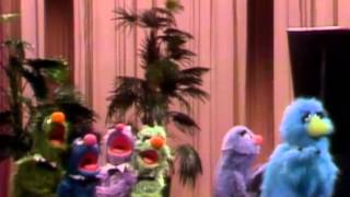 Classic Sesame Street - Maurice Monster Sings a Song