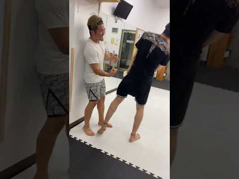 簡単に首絞めない方がいいよ！？これで終わりだから