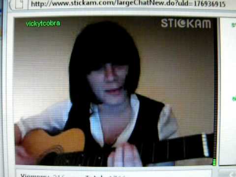 Vicky T Cam - Singing