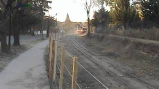 preview picture of video 'Tren de las Sierras saliendo de Tristán Narvaja a La Calera'