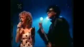 Metrô e Léo Jaime Johnny Love (clipe)