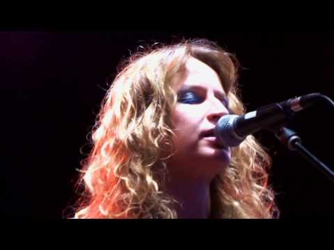 ANA POPOVIC - LIVE @ VERNON HILLS "HOLD ON" ! HD