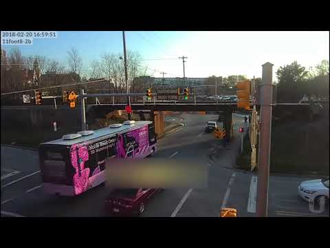 Подборка дтп аварии грузовик не прошел под мостом 2021 #1
