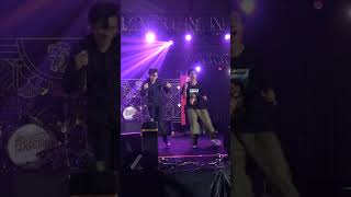 Download lagu Ari Lesmana malah salsa mp3 Download lagu Ari Lesmana malah salsa mp3