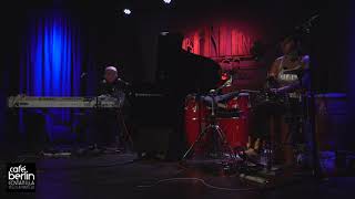 Hugo Fatorusso y Albana Barrocas  Cabaa de Kushiro