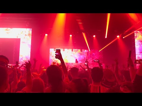 Deorro B2B Valentino Khan - Where You Are vs Pjanoo Mix - John Summit / Eric Prydz - Echostage