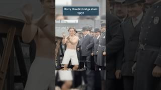Harry Houdini’s famous bridge jump in 1907