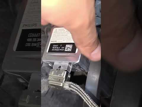 AUDI HID XENON light replacement