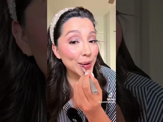 Vídeo relacionado con Clinique 31398 Loción anti-imperfecciones - 1 Unidad