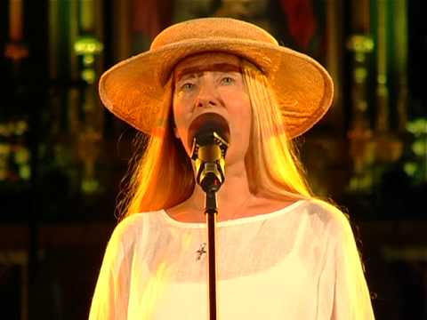 Anna Szałapak - Nie opieraj się o słońce