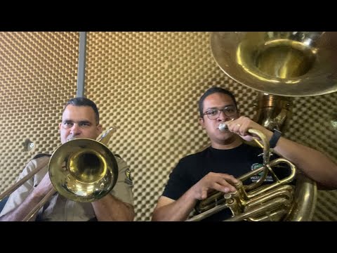 Dobrado Marcha de Guerra Brasil - Cb. Freitas (Tuba Bb) e Cb. Celio (Trombone)