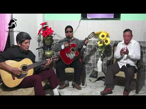 YO TENGO UNA CASITA - Requinto y Guitarra en VIVO