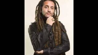 Alborosie - Rolling like a rock