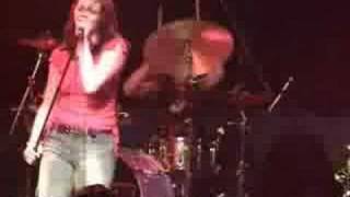 The Donnas - Who Invited You (Live)