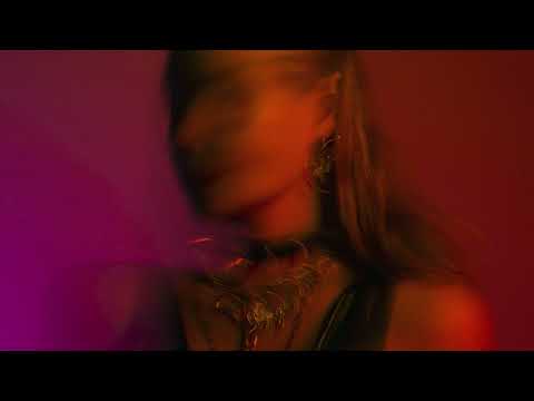 premiere | Argia - Stella | Equanimity