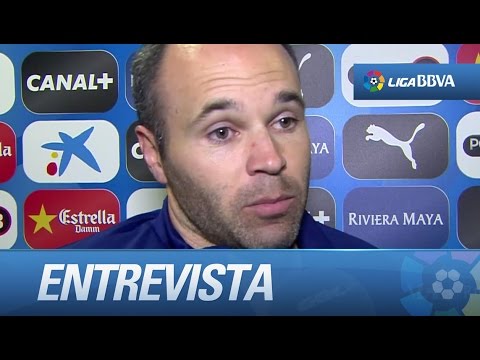 Iniesta: "En la primera parte hemos hecho un partido muy completo"
