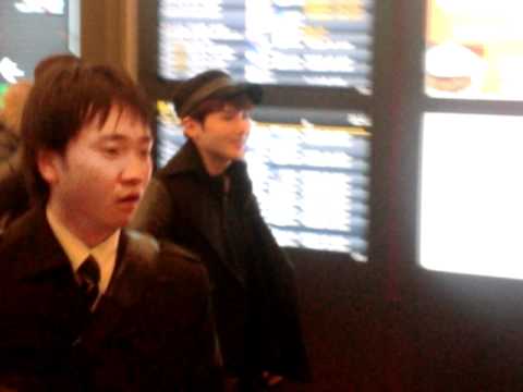 120106 Super Junior @ Haneda Airport