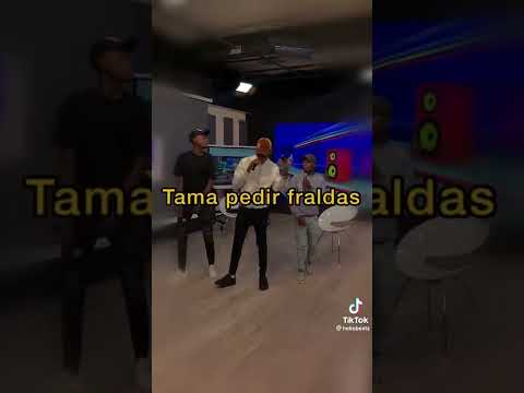 o problema do pobre . Hélio beat tá carrega