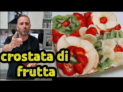 Crostata di pasta frolla con frutta fresca fatta a mano in casa.Ricetta facilissima per tutti