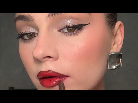 Christmas makeup tutorial 💕
