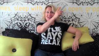 Kylie Minogue - Get the retro Interior for your bedroom !