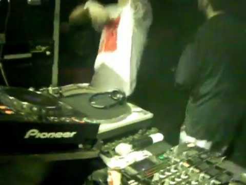 DUBQUAKE 18/02/2011 ~ OBF/RANKING JOE/MARTIN CAMPBELL.MP4
