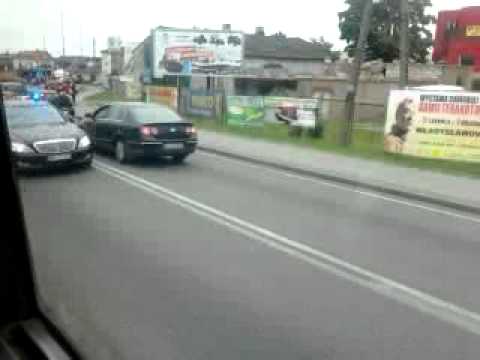 Alarmowo - Kolumna BOR-u przez Władysławowo