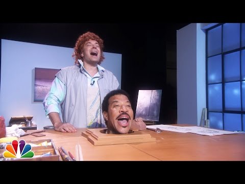 Jimmy Fallon Sings "Hello" with Lionel Richie's Head