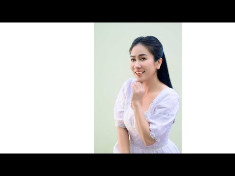 Thể hiện bởi Vân Khánh