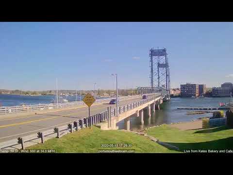 Memorial Bridge, Portsmouth LIVE