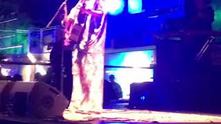 Sofia Ellar Cenas que acaban en juerga Marbella 23 Agosto 2017