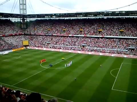 Zum Gedenken an die Fußball-Legende des 1.FC Köln Heinz "Flocke" Flohe