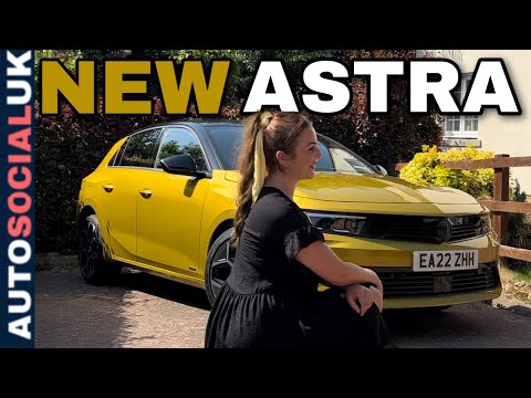NEW Vauxhall Astra Review - the BIGGEST glow up! (1.2 TURBO PETROL 130PS) UK 4K 2022
